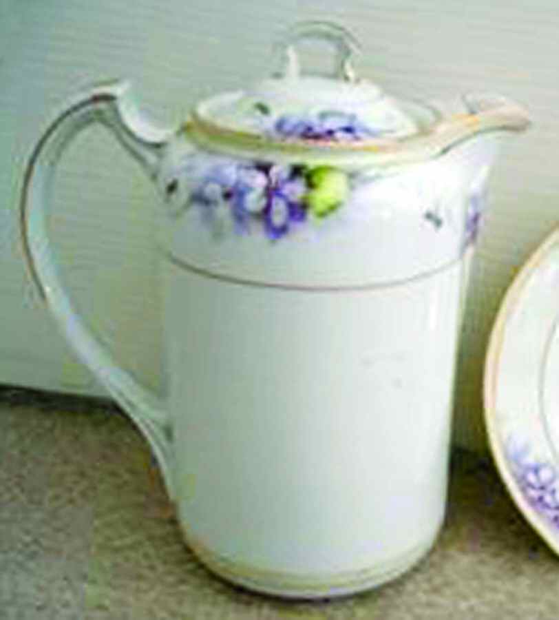 N4627 Chocolate Pot & Lid by Noritake-1