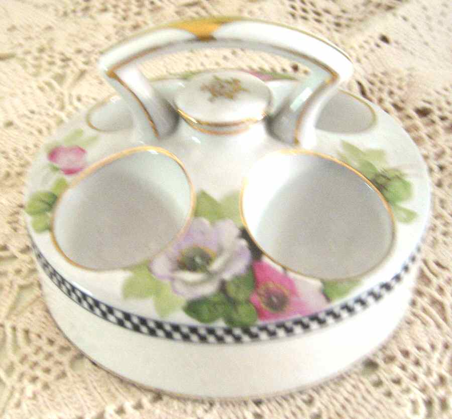 N2596 Center Handled Egg Warmer by Noritake-1