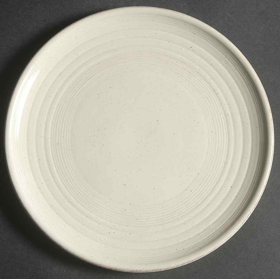 Kenya Vanilla Bean Salad Plate by Nate Berkus-1