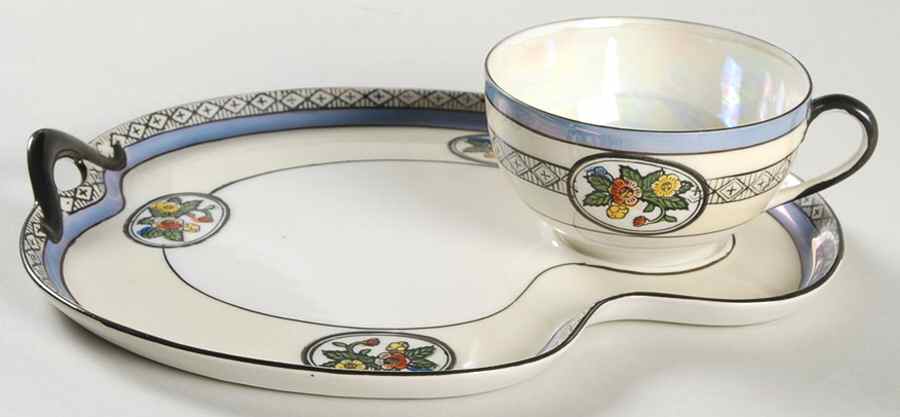 N953 Snack Plate & Cup Set by Noritake-1