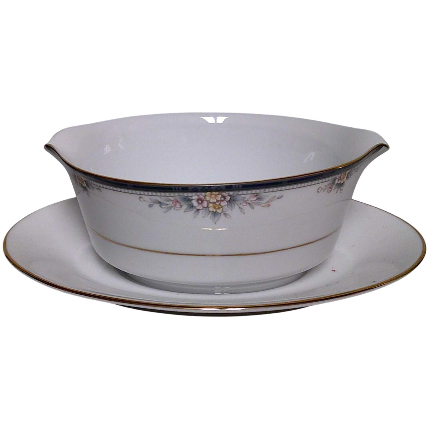 Willen Gravy Boat with Attached Underplate by Noritake-1