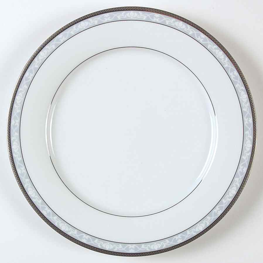 Hampshire Platinum Dinner Plate by Noritake-1