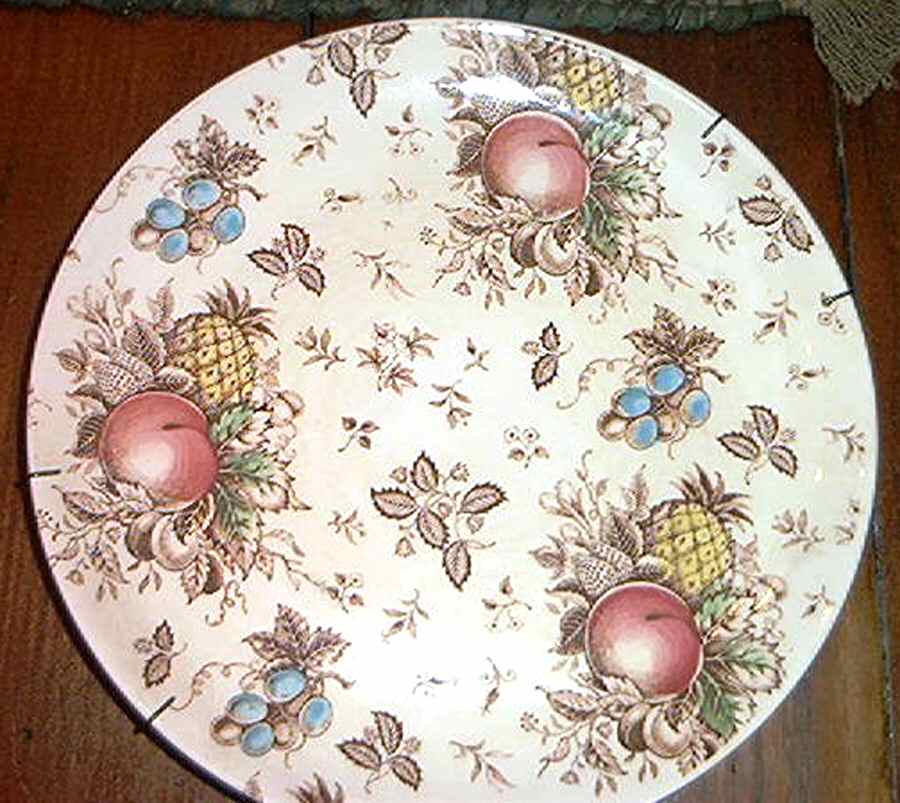 Viceroy Dinner Plate by Nasco (Japan)-1