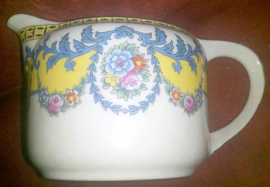 N2915 Creamer by Noritake-1