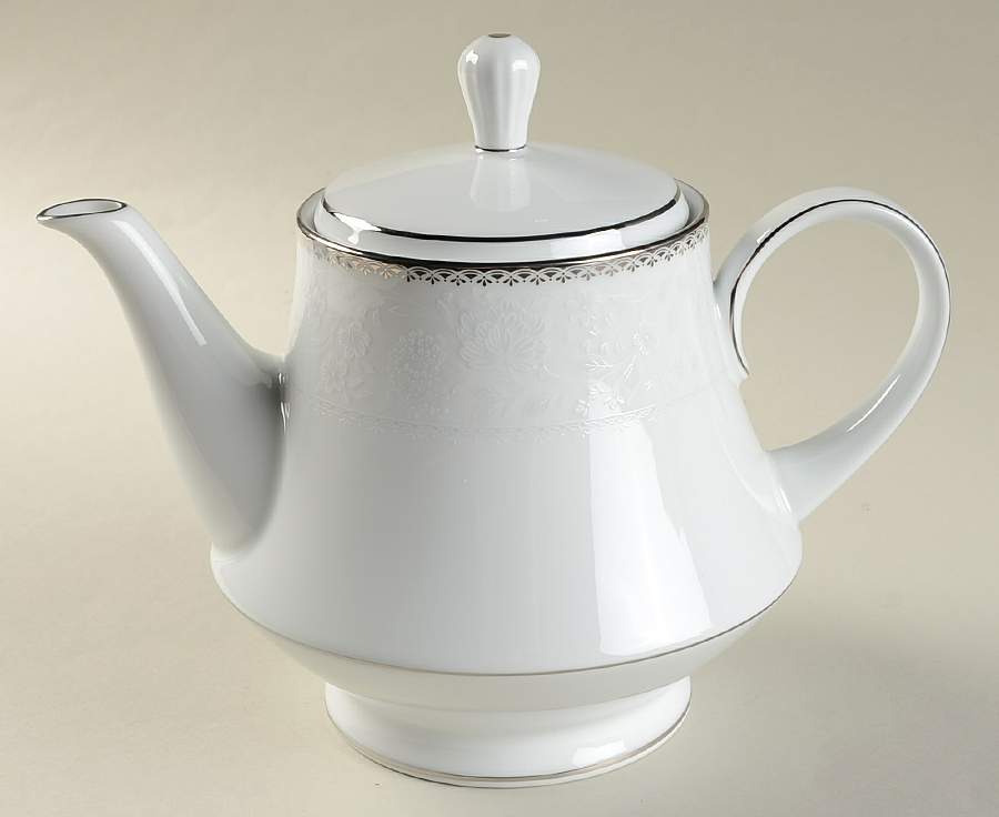 Abbeyville Teapot & Lid by Noritake-1