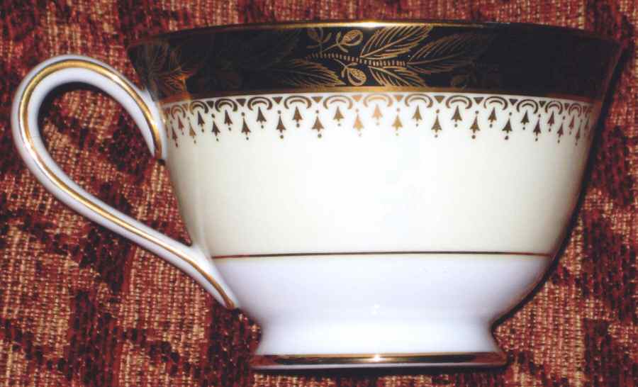 N2574 Footed Cup by Noritake-1