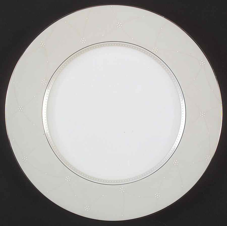 Sweet Innocence Dinner Plate by Nikko-1