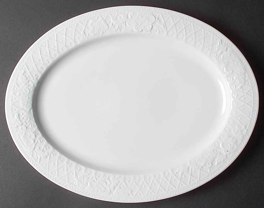 Blanc Fleur 14" Oval Serving Platter by Nikko-1