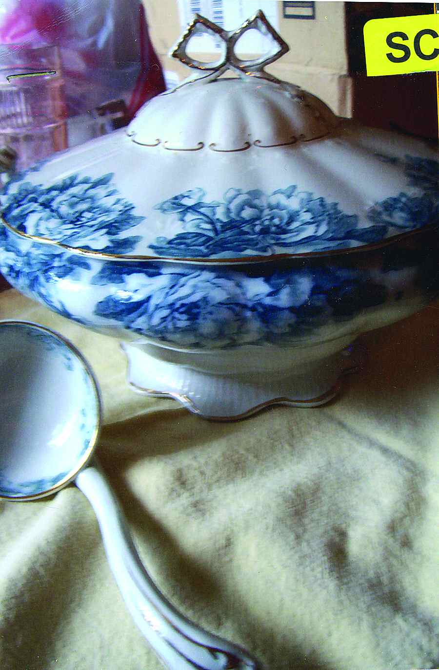 Marechal Tureen & Lid w/Ladle by Newport-1