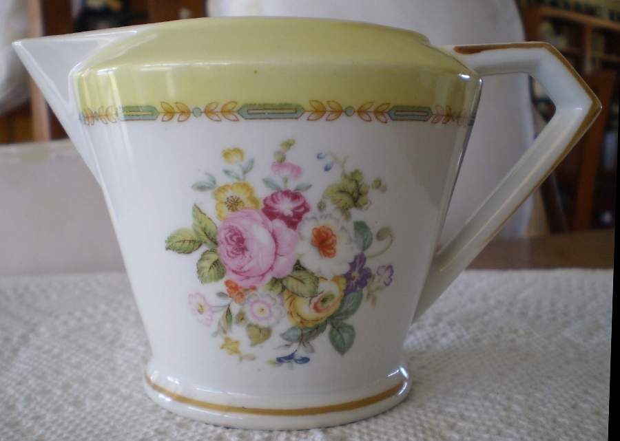 N3123 Creamer by Noritake-1