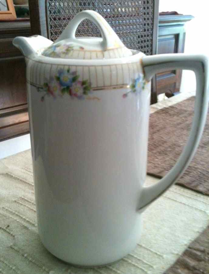 N3124 Chocolate Pot & Lid by Noritake-1