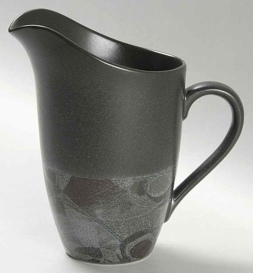 Elements Onyx Creamer by Noritake-1
