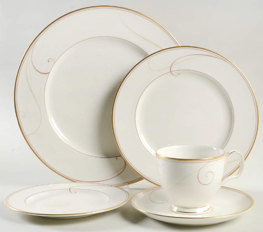 Golden Wave 5 Piece Place Setting by Noritake-1