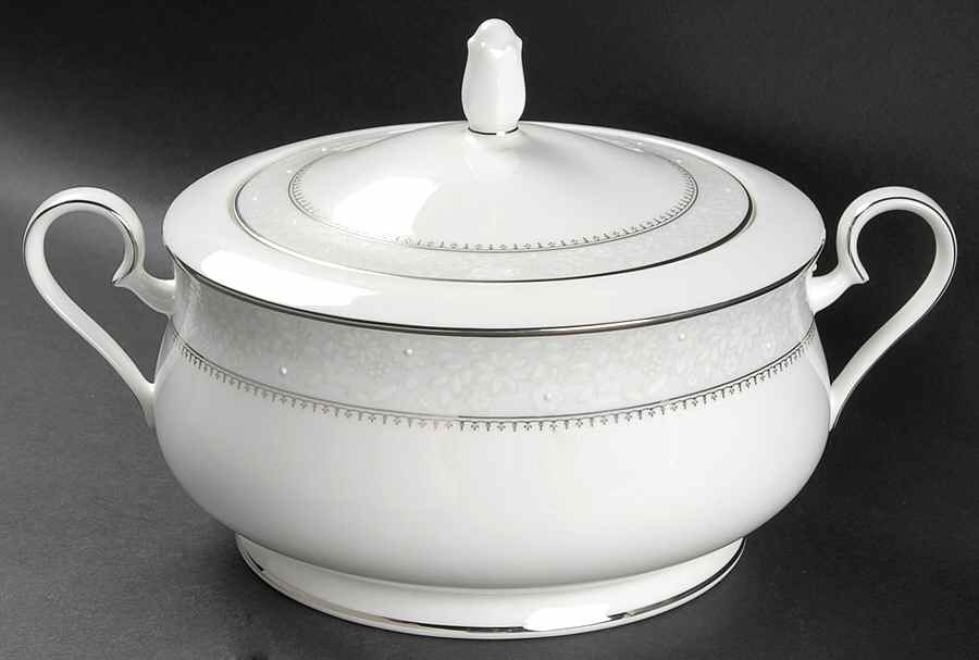 Yardsley Round Covered Vegetable by Noritake-1
