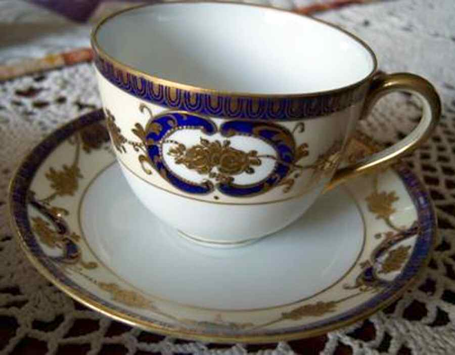 N3173 Flat Cup & Saucer Set by Noritake-1