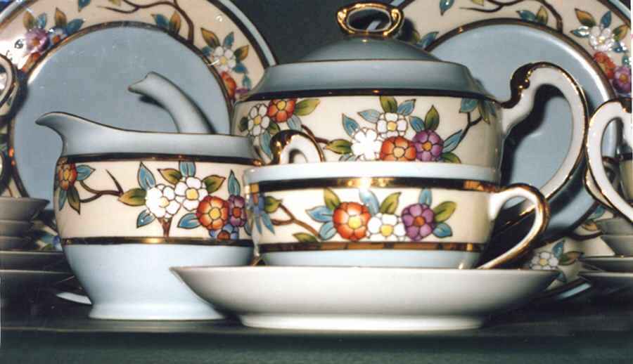 N3185 Teapot & Lid by Noritake-1