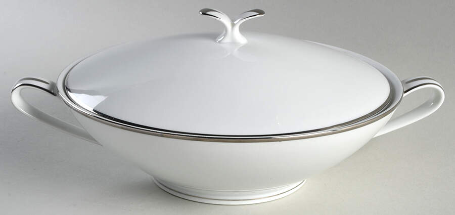 N3194 Round Covered Vegetable by Noritake-1