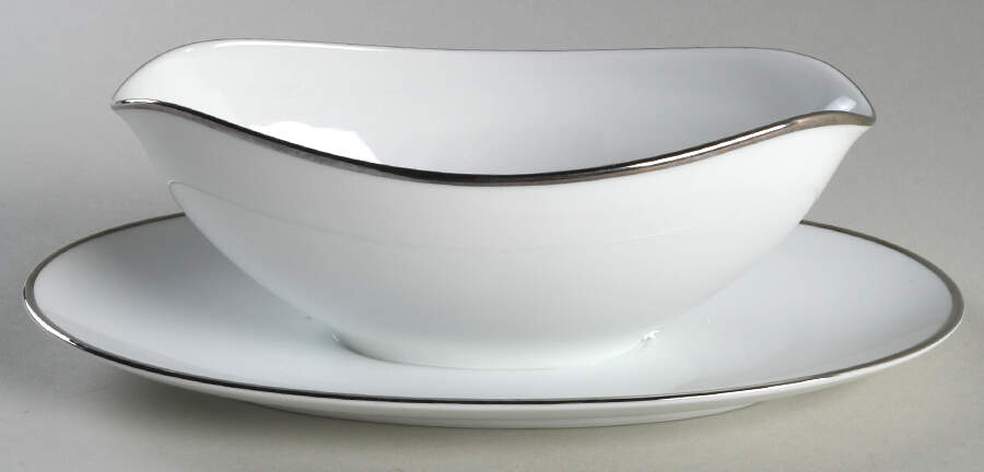 N3194 Gravy Boat with Attached Underplate by Noritake-1