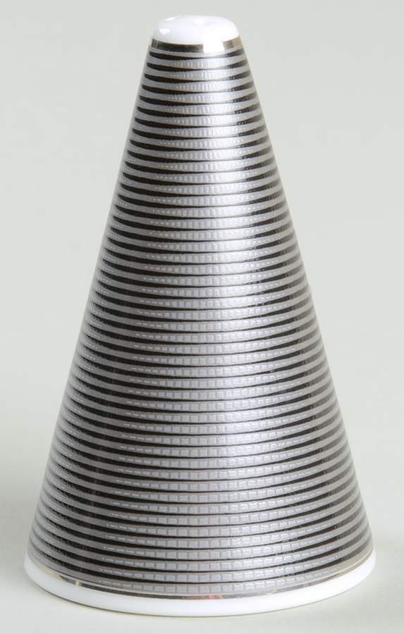 Silk Black Pepper Shaker by Nikko-1