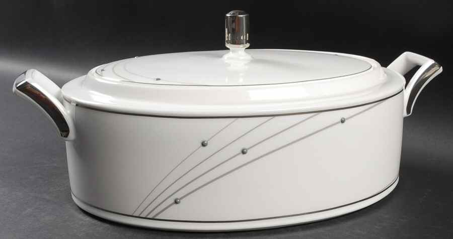 Tune Oval Covered Vegetable by Noritake-1