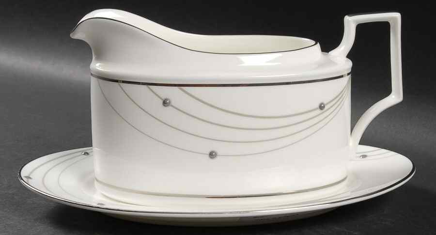 Tune Gravy Boat & Underplate (Relish/Butter) by Noritake-1