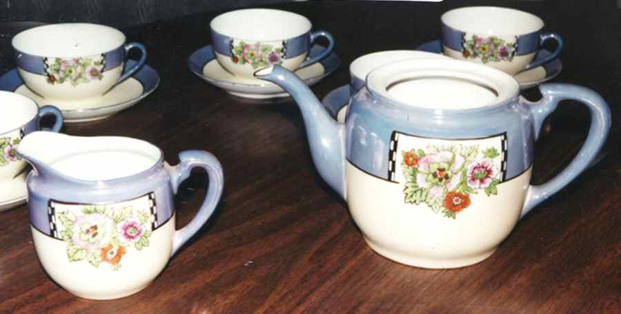 N3226 Creamer by Noritake-1