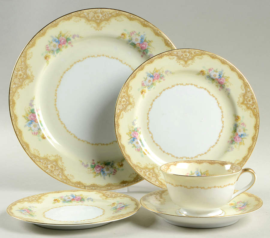 N3239 5 Piece Place Setting by Noritake-1