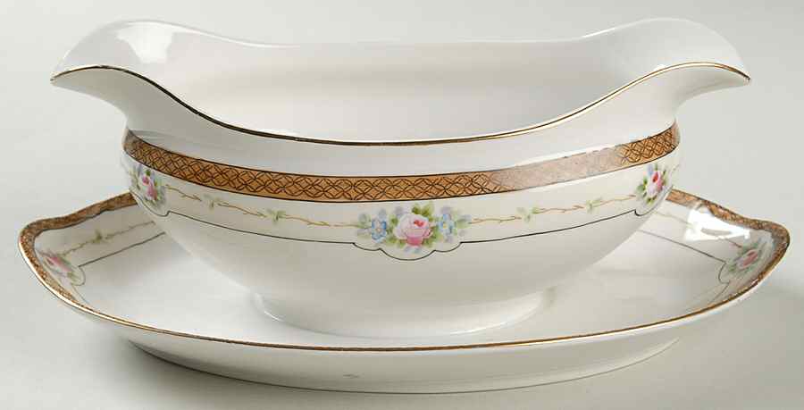 N3244 Gravy Boat with Attached Underplate by Noritake-1