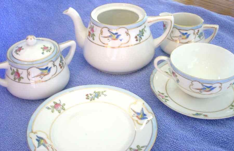 N537 (23 Piece) Child's Tea Set by Noritake-1