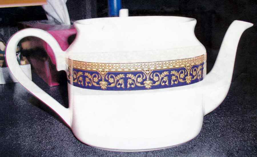 NAV3 Teapot No Lid by A Sevre-1