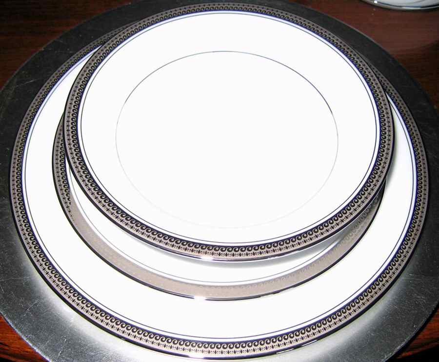 N3279 Rim Soup Bowl by Noritake-1