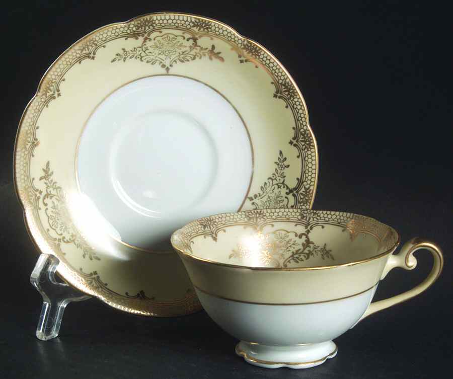 N3281 Footed Cup & Saucer Set by Noritake-1