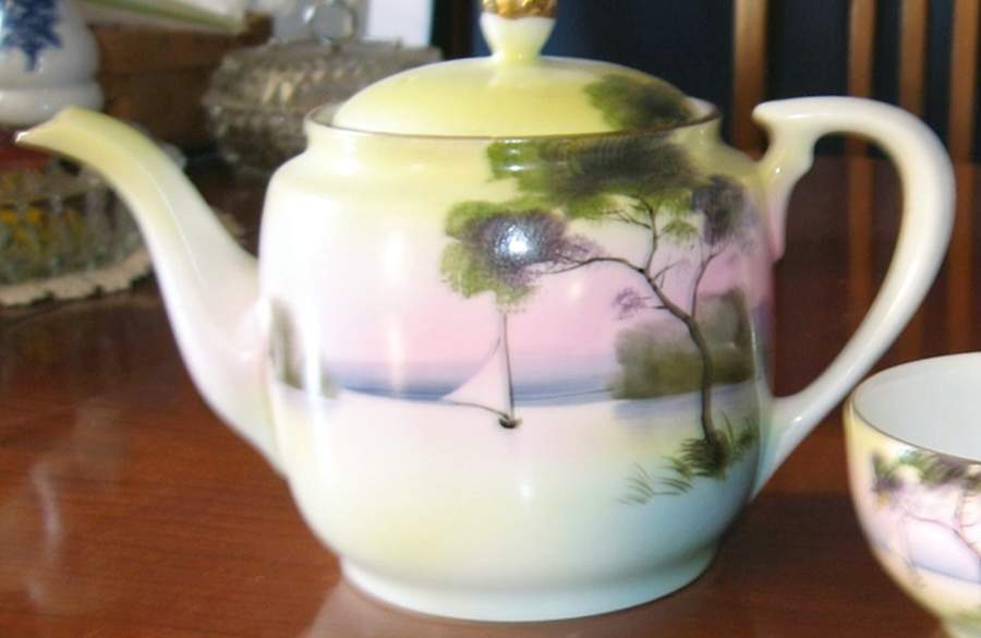 N3282 Teapot & Lid by Noritake-1