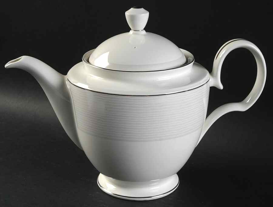 Atlantique Tea/Coffee Pot & Lid by Noritake-1