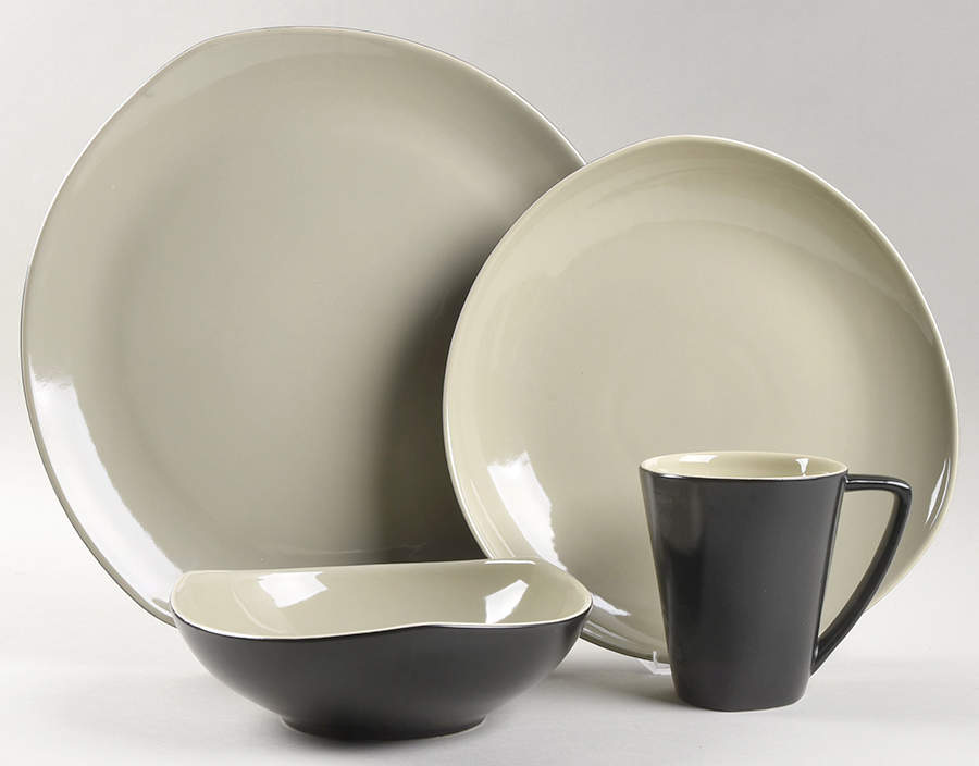 Tri Corner 4 Piece Place Setting by Nambe-1