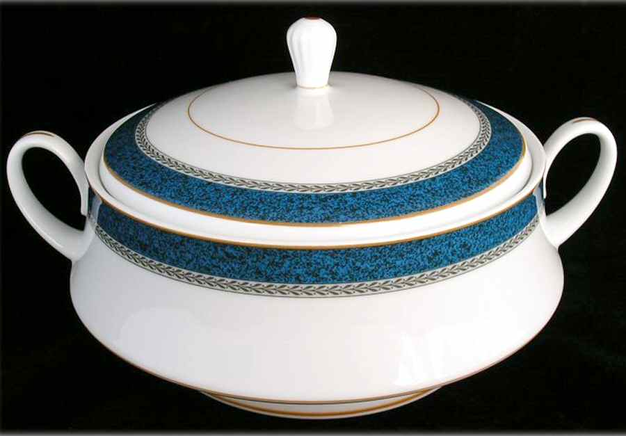 4-985 Round Covered Vegetable by Noritake-1