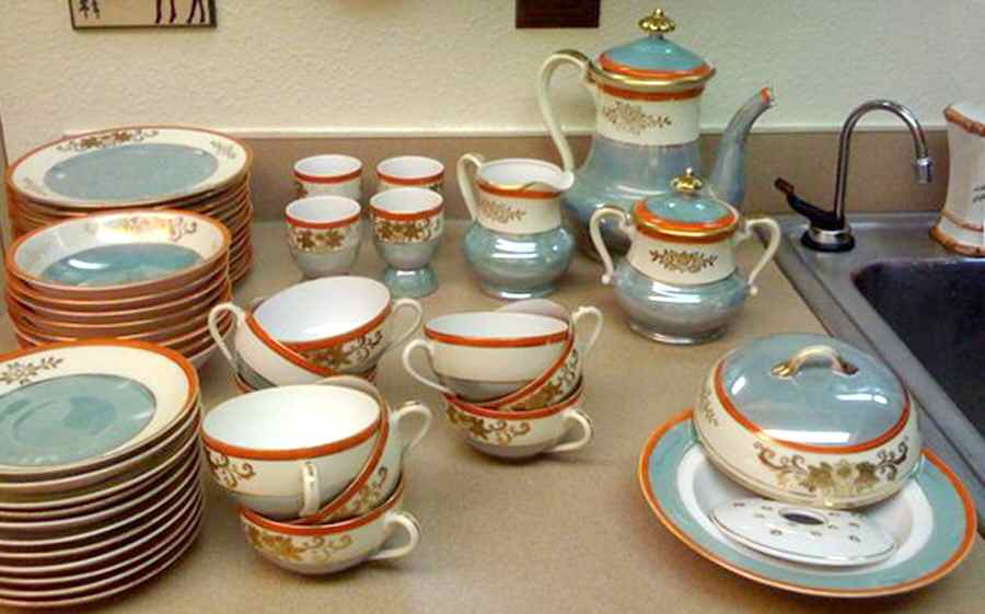 N3310 Flat Cup & Saucer Set by Noritake-1