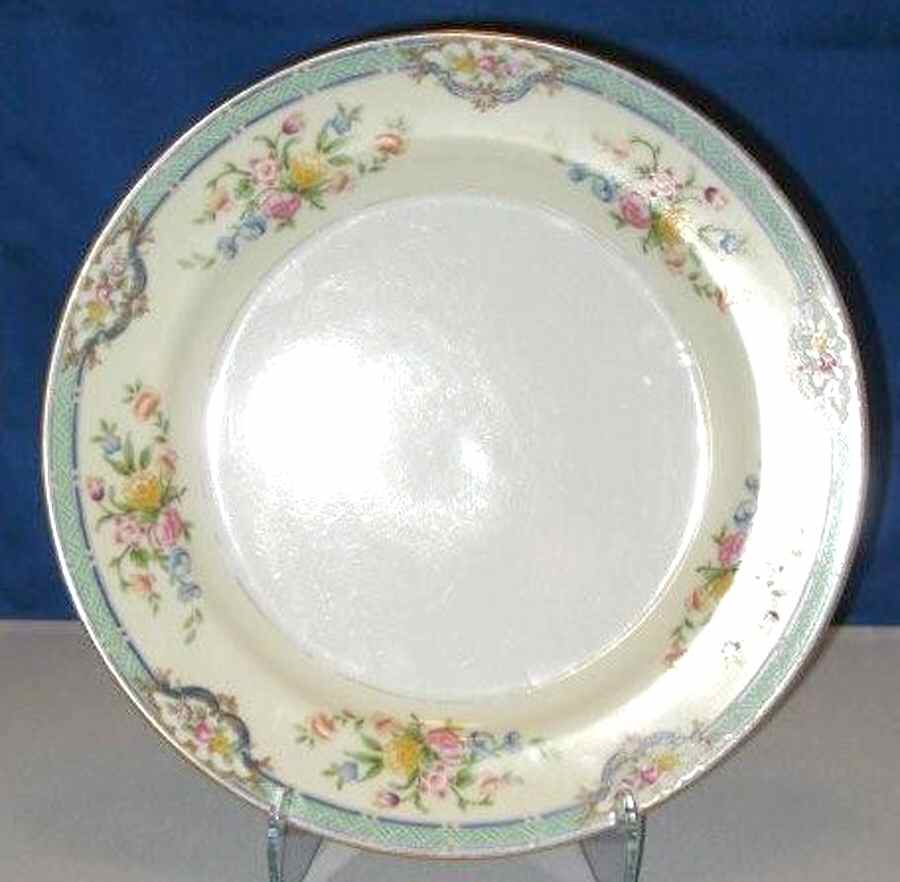 Tiffany Dinner Plate by Noritake-1