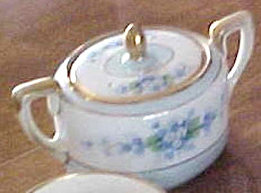 N3352 Sugar Bowl & Lid by Noritake-1