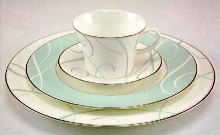 Mint Swirl Dinner Plate by Nikko-1
