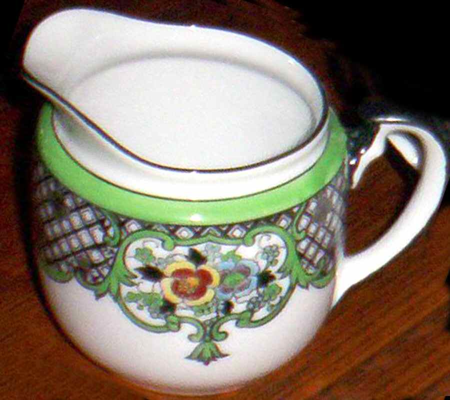 N3459 Creamer by Noritake-1