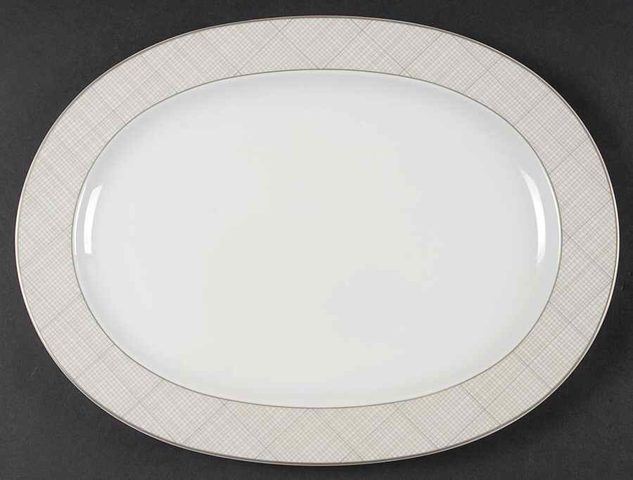 Veneto 14" Oval Serving Platter by Noritake-1