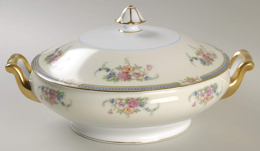 N3463 Round Covered Vegetable by Noritake-1