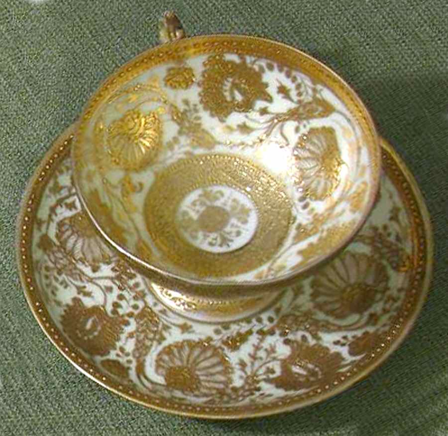 N4651 Footed Cup & Saucer Set by Noritake-1