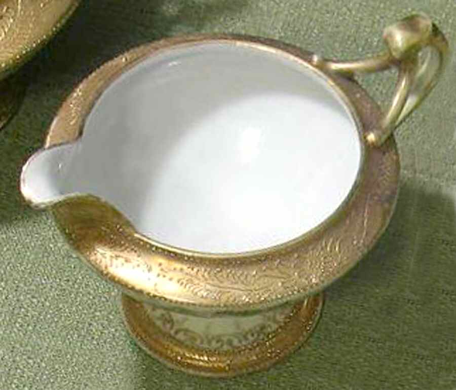 N4651 Creamer by Noritake-1