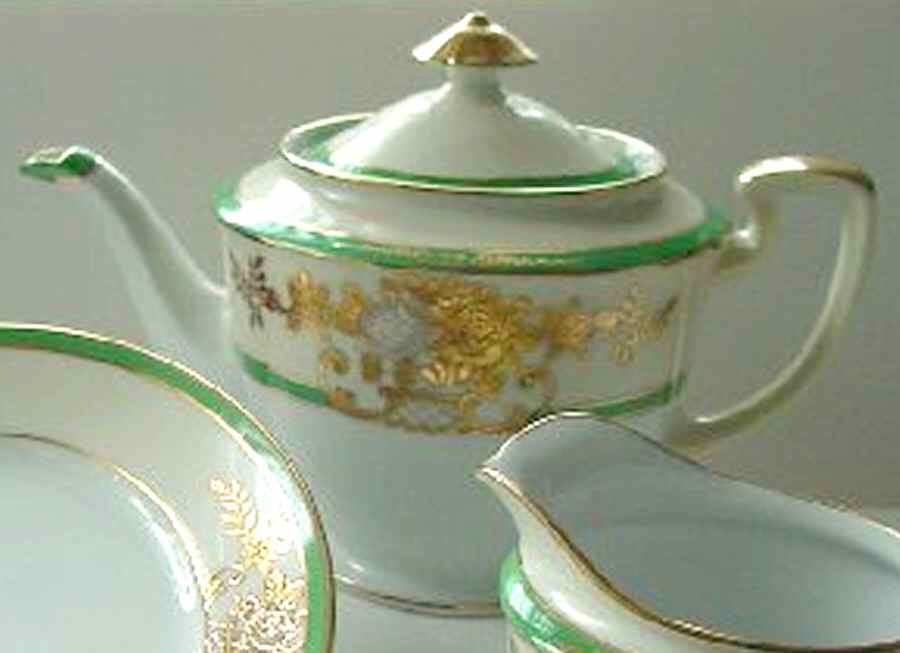 N3468 Teapot & Lid by Noritake-1