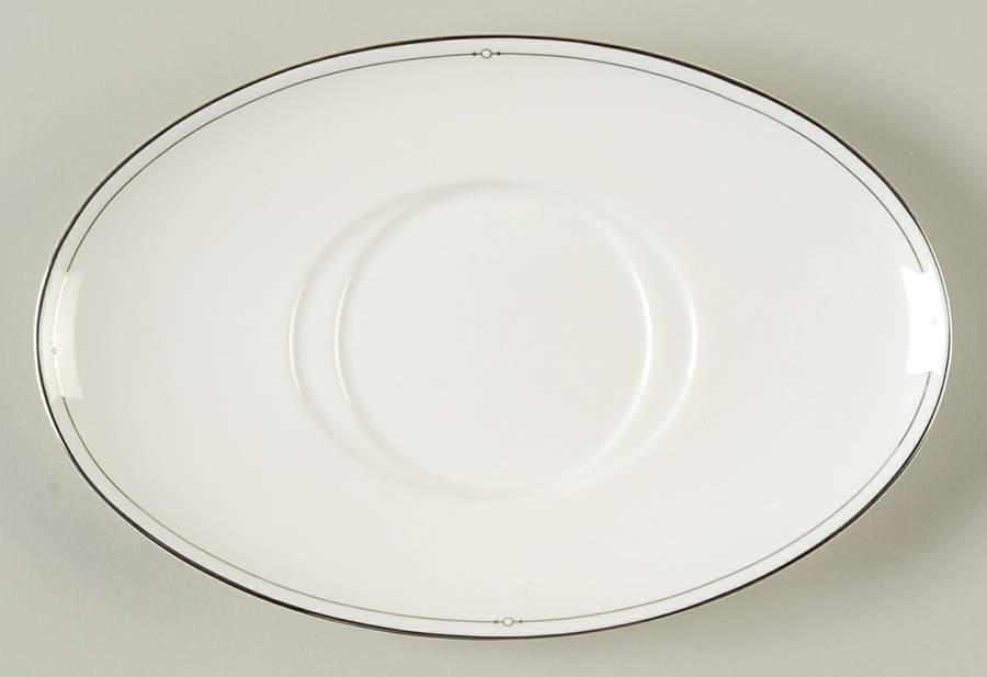 Entwine Underplate for Gravy Boat by Nikko-1