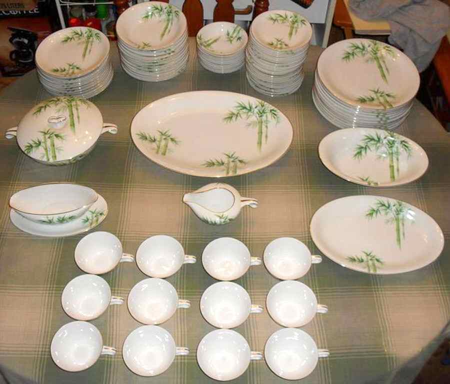 N3387 14" Oval Serving Platter by Noritake-1