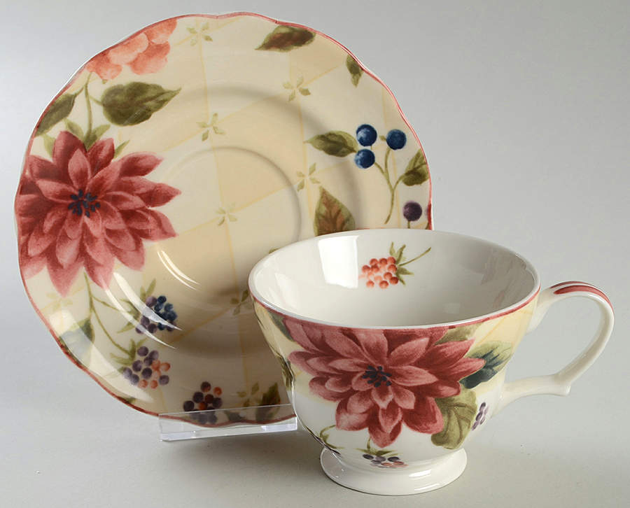Splendor Breakfast Cup & Saucer Set by Noble Excellence-1
