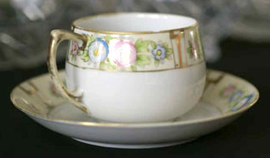 MEI1345 Flat Cup & Saucer Set by Meito-1